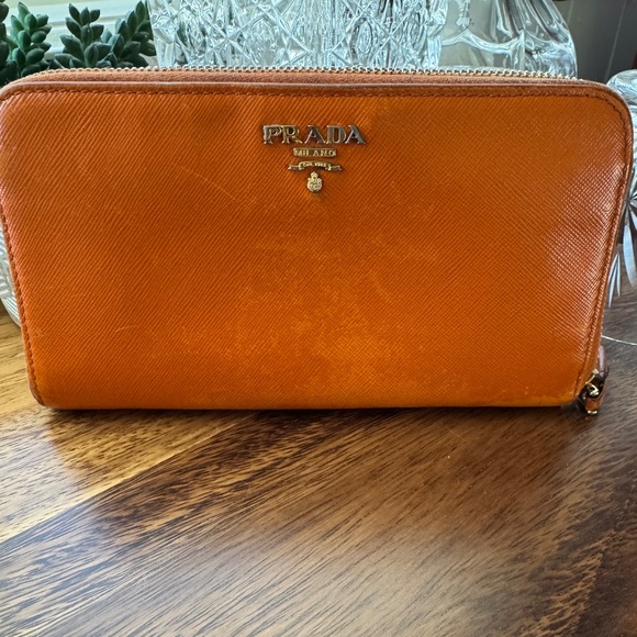 Prada Wallet - Picture 1 of 5